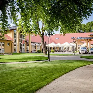 Eprespark Panzio Отель типа 