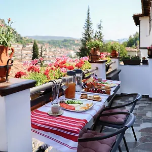 Guest house E Skulptorit-unesco Quarter Albania